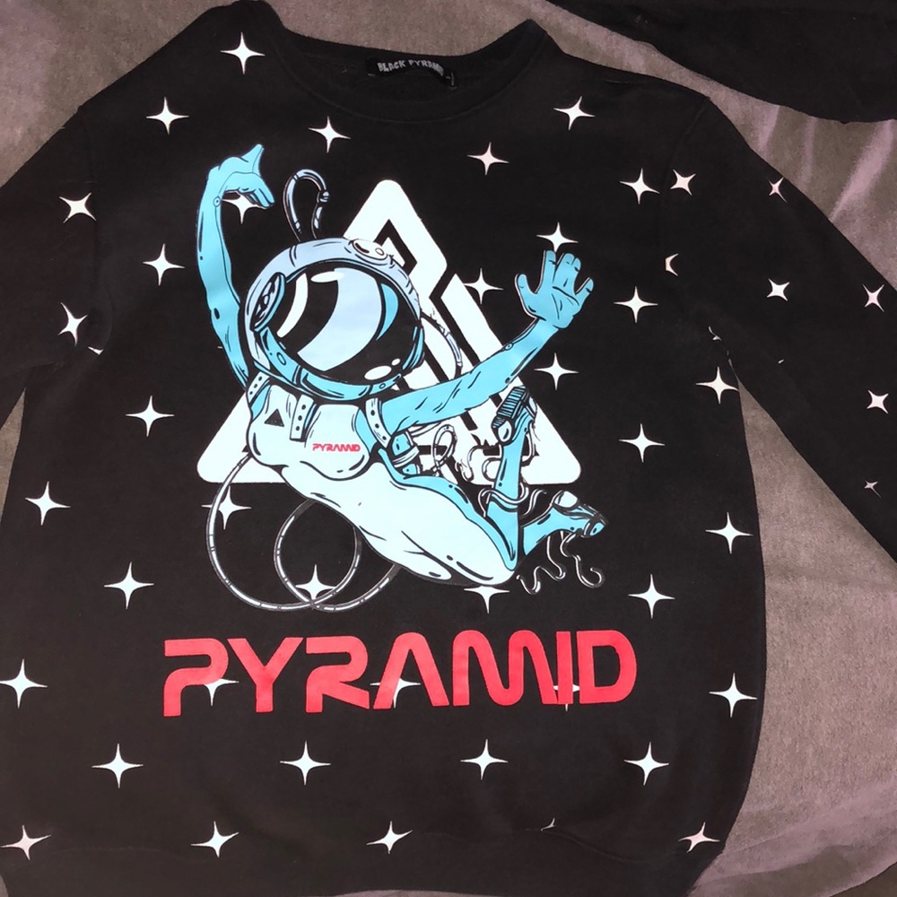 Black Pyramid Space Sweatshirt